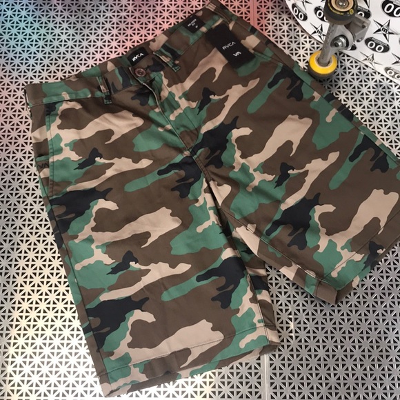 RVCA Other - 🔥 RVCA CAMO SHORTS 🔥